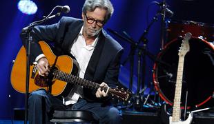 Eric Clapton ne bo nastopal tam, kjer bo zahtevano potrdilo o cepljenju