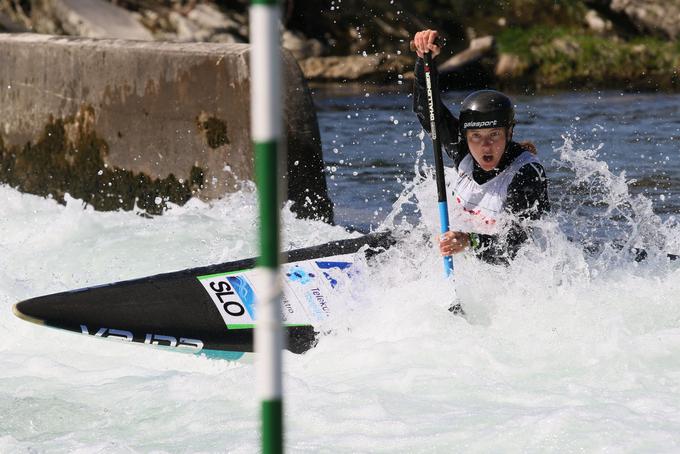 Alja Kozorog je slavila med Kanuistkami. | Foto: Nina Jelenc