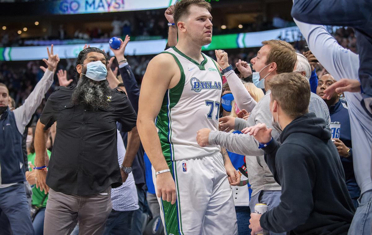 Luka Dončić | Luka Dončić je v tej sezoni na domačem parketu z Dallasom štirikrat zmagal in le enkrat ostal praznih rok. | Foto Reuters