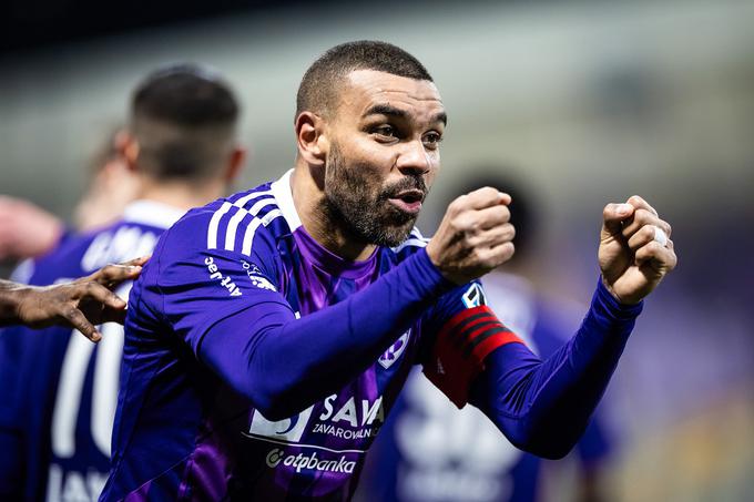 Hilal Soudani je dokazal, da se pred večnim derbijem z Olimpijo nahaja v dobri formi. | Foto: Jure Banfi