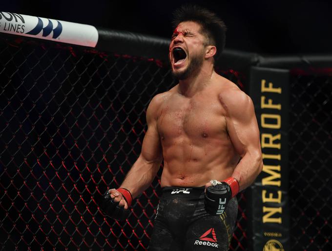 Henry Cejudo se je po zmagi poslovil od UFC. | Foto: Reuters