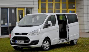 Ford transit in tourneo custom