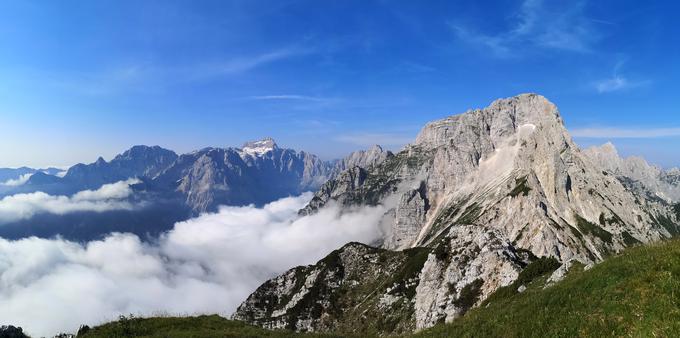 Pogled s Slemena proti Triglavu, Stenarju, Kukovi špici ... | Foto: Matej Podgoršek