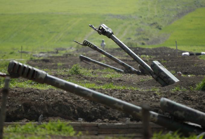 Odnosi med Armenijo in Azerbajdžanom so napeti že več kot 30 let. | Foto: Reuters