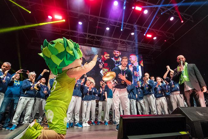 Sprejem košarkarjev EuroBasket 2017 Kongresni trg | Foto: Matic Klanšek Velej/Sportida