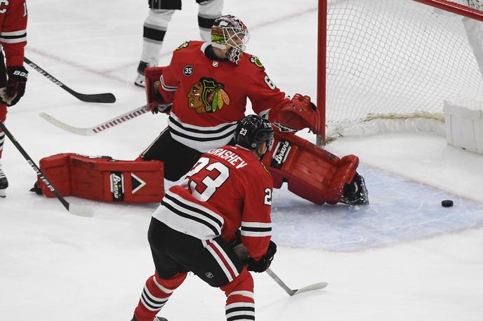 Chicago Blackhawks Los Angeles Kings | Hokejisti Chicago Blackhawks so ugnali Philadelphia Flyers. Nobena ekipa nima več možnosti za končnico. | Foto Reuters