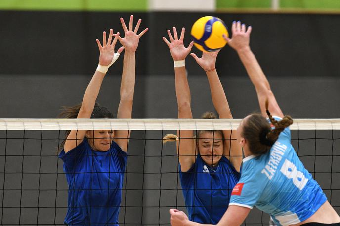 slovenska ženska odbojkarska reprezentanca | Slovenke so na zadnji pripravljalni tekmi pred evropskim prvenstvom s 3:0 premagale Hrvatice. | Foto OZS/Aleš Oblak