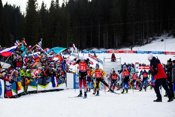 Pokljuka bo februarja prihodnje leto gostila svetovno prvenstvo, v tem trenutku pa si je težko predstavljati, da bi elitno tekmovanje potekalo v takem vzdušju, kot je na fotografiji z lanskega svetovnega pokala na Rudnem polju. | Foto: Peter Podobnik / Sportida