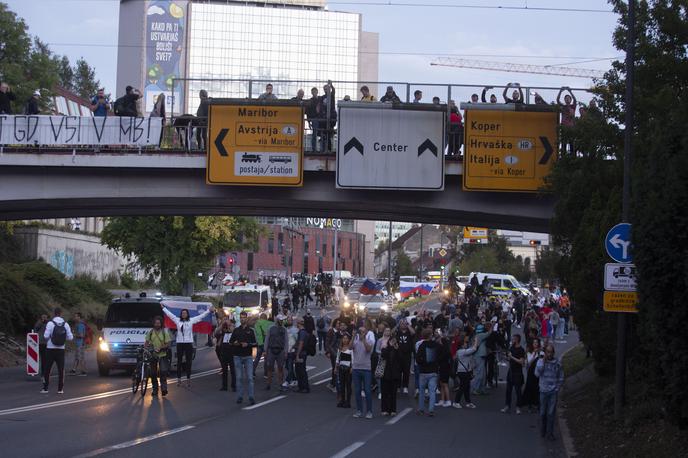 Protesti torek, 5.10.2021 | Foto Bojan Puhek