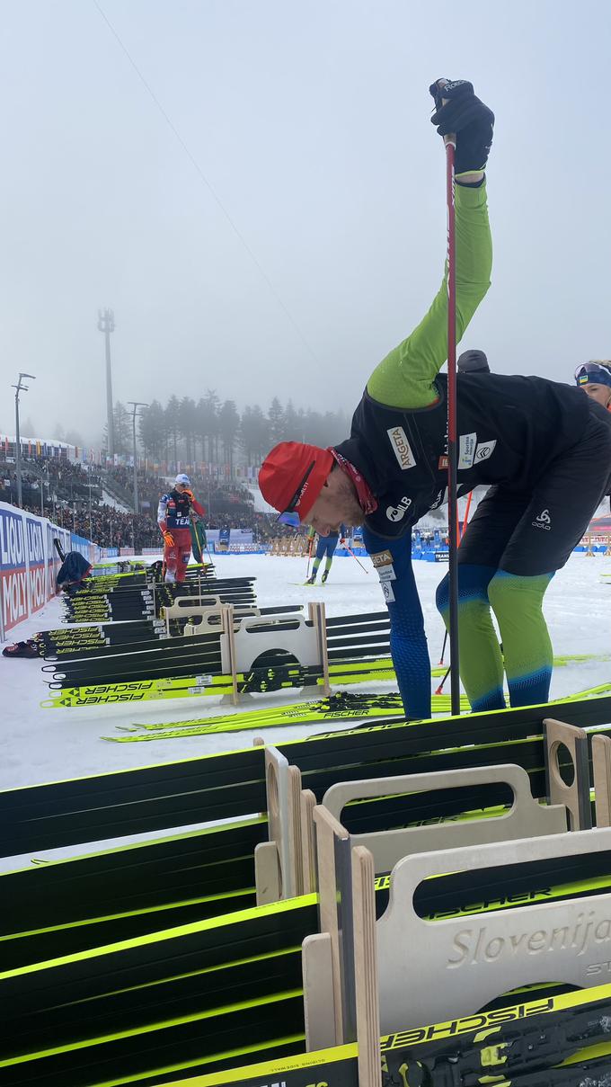 Na testiranjih smuči serviserji pretečejo tudi več kot 20 kilometrov. | Foto: SloSki