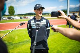 Slovenski skakalci trening Kranj