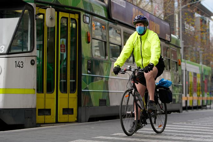 V Melbournu je od sredine junija po več sto novih okužb. | Foto: Reuters