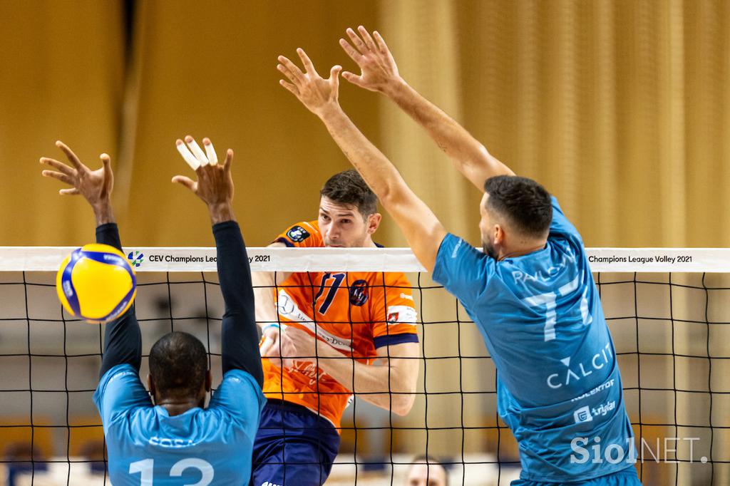 1. DOL: ACH Volley - Calcit Volley