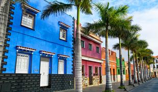 Tenerife pretresa brutalen umor matere in sina