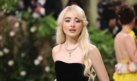 Igralka in pevka Sabrina Carpenter se je pošalila na račun Leonarda DiCapria