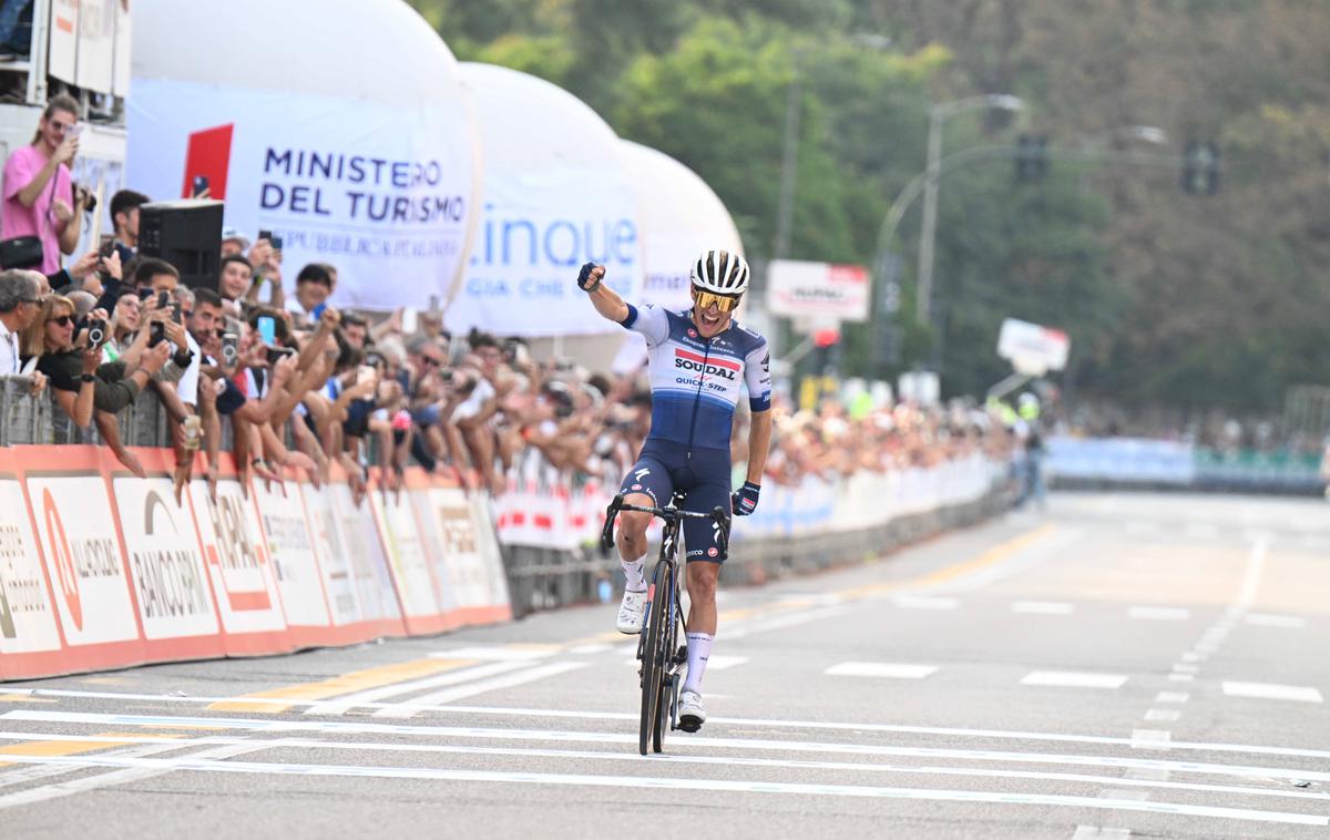 Ilan Van Wilder | Mladi Belgijec Ilan Van Wilder je zmago na dirki Tre Valli Varesine posvetil moštvenim tovarišem in osebju ekipe Soudal - QuickStep. | Foto Guliverimage