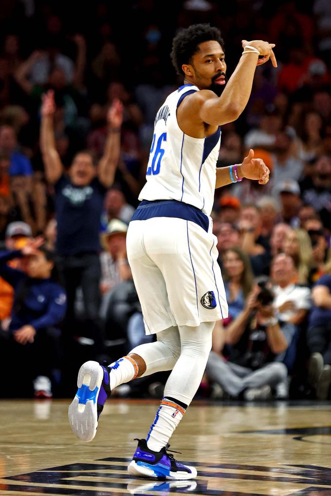 Spencer Dinwiddie se je na sedmi tekmi izkazal s 30 točkami. | Foto: Reuters