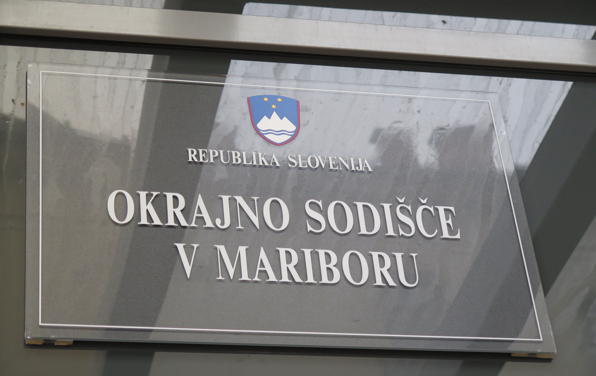 okrajno sodišče Maribor | Podatki kažejo, da so okrožna sodišča bolj obremenjena kot okrajna sodišča. | Foto Vesna Pušnik Brezovnik/STA