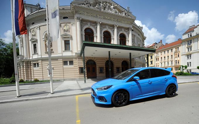 Na poti proti prvi sopotnici v središču Ljubljane. | Foto: Gregor Pavšič