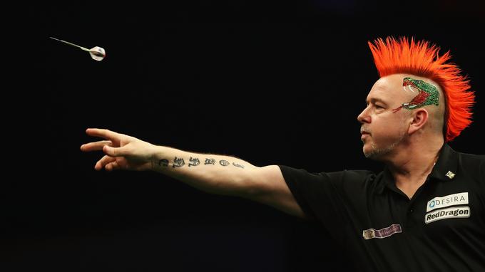 Pikado je najbolj razvit v državah zahodne Evrope. Na sliki je Peter Wright s Škotskega med tekmovanjem Premier League na Nizozemskem. | Foto: Guliverimage/Getty Images