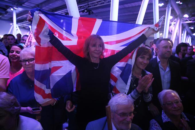 Poslanci v Londonu teoretično sicer lahko preprečijo izhod Združenega kraljestva tudi ob referendumskem uspehu zagovornikov izstopa, a je težko pričakovati, da bi katerakoli stran upala ali zmogla nasprotovati volji še tako tesne večine. Ta referendum je verjetno eden od najbolj negotovih v zgodovini. | Foto: Srdjan Cvjetović