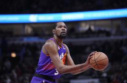 Kevin Durant na večtedenski prisilni počitek