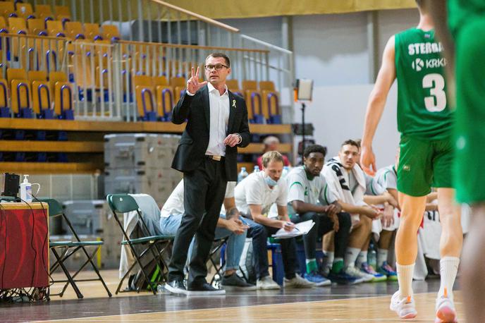 Krka Dalibor Damjanović | Varovanci Daliborja Damjanovića so na uvodni tekmi državnega prvenstva s 120:70 premagali Laščane. | Foto Žiga Zupan/Sportida