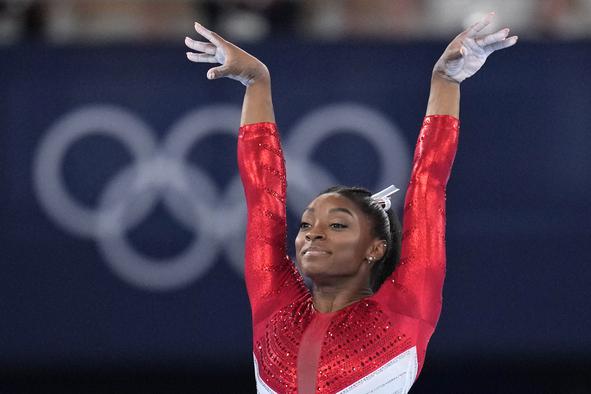 Simone Biles se še ni odločila