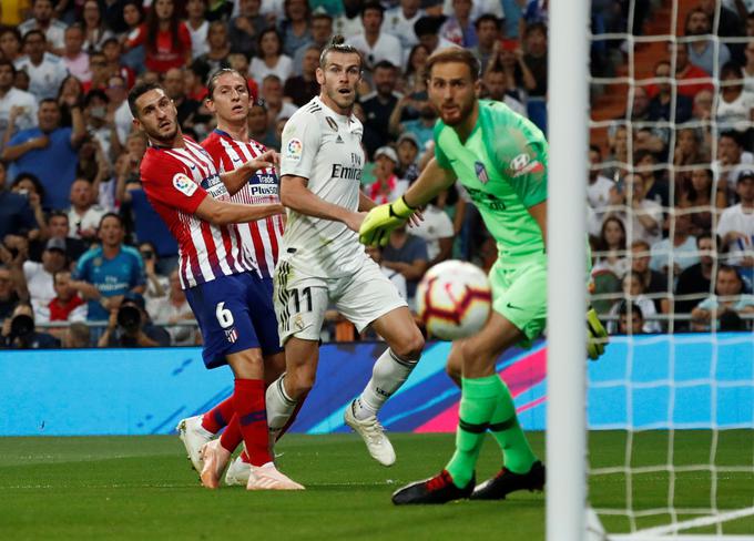 Madridski derbi se je tudi po zaslugi Jana Oblaka končal brez zadetkov. | Foto: Reuters