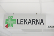 Lekarna