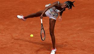 Sprehod sester Williams, brez težav tudi Radwanska