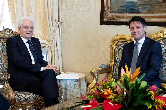 Sergio Mattarella in Guiseppe Conte | Foto Reuters