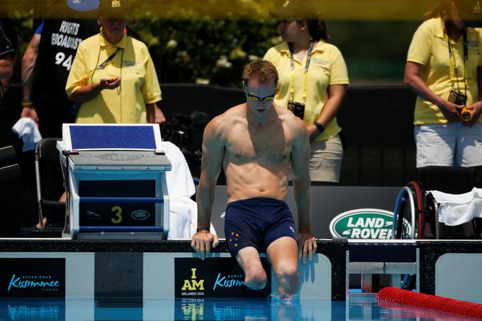 McGrath ne pozna malodušja. Zaljubljen je v vodo in vodne športe, ob kajaku in kanuju uživa tudi v plavanju. | Foto: Getty Images