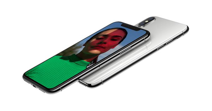 Applove mobilne naprave prinašajo polovico prihodkov, ki jih Googlov iskalnik ustvarja na mobilnih napravah, ocenjujejo analitiki. | Foto: Apple