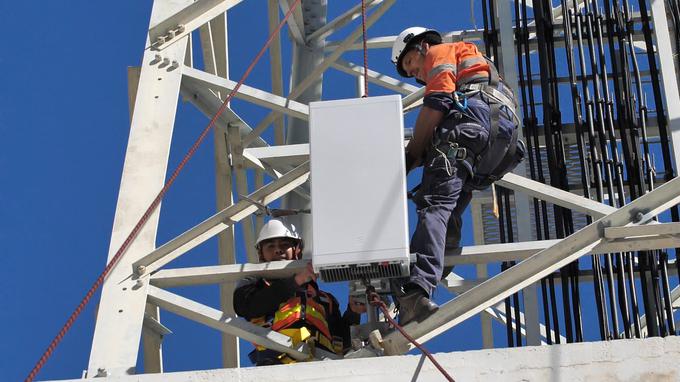 "5G omogoča bistveno nižje produkcijske stroške podatkovnega prometa – v primerjavi s 4G znašajo komaj eno desetino." | Foto: Ericsson