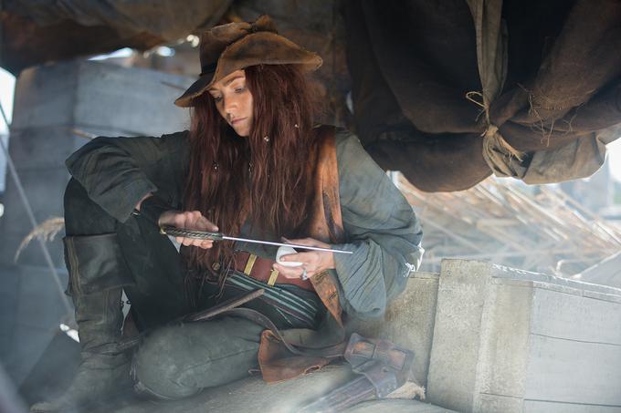 Clara Paget kot Anne Bonny v Črnih jadrih | Foto: 