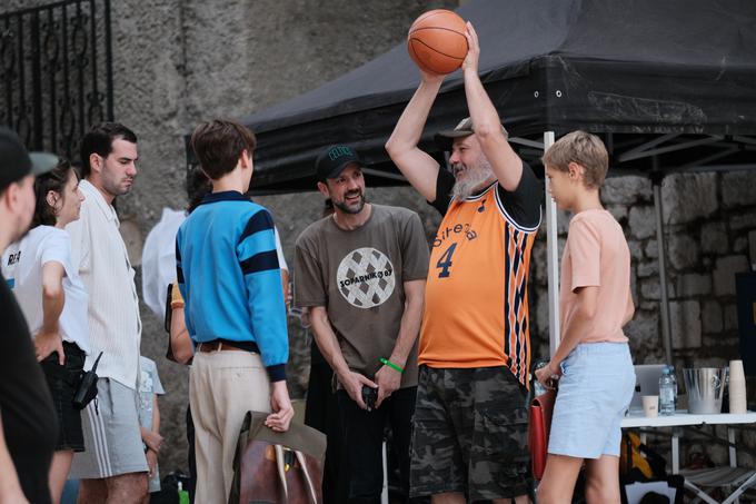 Danilo Šerbedžija (v oranžnem dresu) v akciji | Foto: arhiv Kinoteke