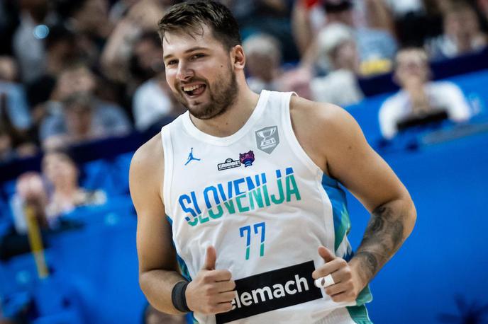 Slovenija : Belgija, slovenska košarkarska reprezentanca, EuroBasket 2022 Luka Dončić | Slovenska košarkarska reprezentanca bo v pripravah na SP odigrala šest tekem, vprašanje pa je, na koliko od teh bo nastopil njen prvi zvezdnik Luka Dončić. | Foto Vid Ponikvar/Sportida