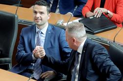 Interpelacija: Počivalšek ostaja minister