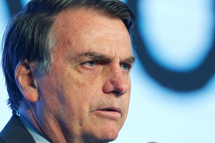 Jair Bolsonaro | Bolsonaro je takrat izrazil po mnenju analitikov presenetljive okoljske ambicije glede na to, da je večkrat izkazal dvom v trditve o podnebnih spremembah in med drugim napovedal spodbujanje kmetijstva na račun izčrpavanja okolja. | Foto Reuters