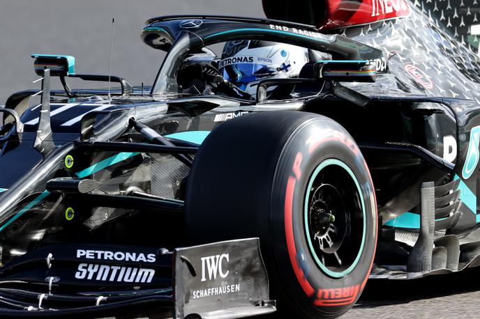 Valtteri Bottas | Valtteri Bottas je bil najhitrejši na drugem treningu v Abu Dabiju. | Foto Reuters