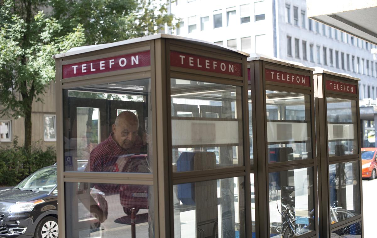 telefonska govorilnica | Foto Bor Slana