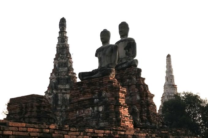 Tempelj v Ayutthayi. | Foto: Osebni arhiv