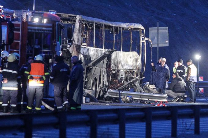 Med žrtvami je več otrok, sedem preživelih so zaradi opeklin že odpeljali v bolnišnico v Sofijo. 
 | Foto: Profimedia