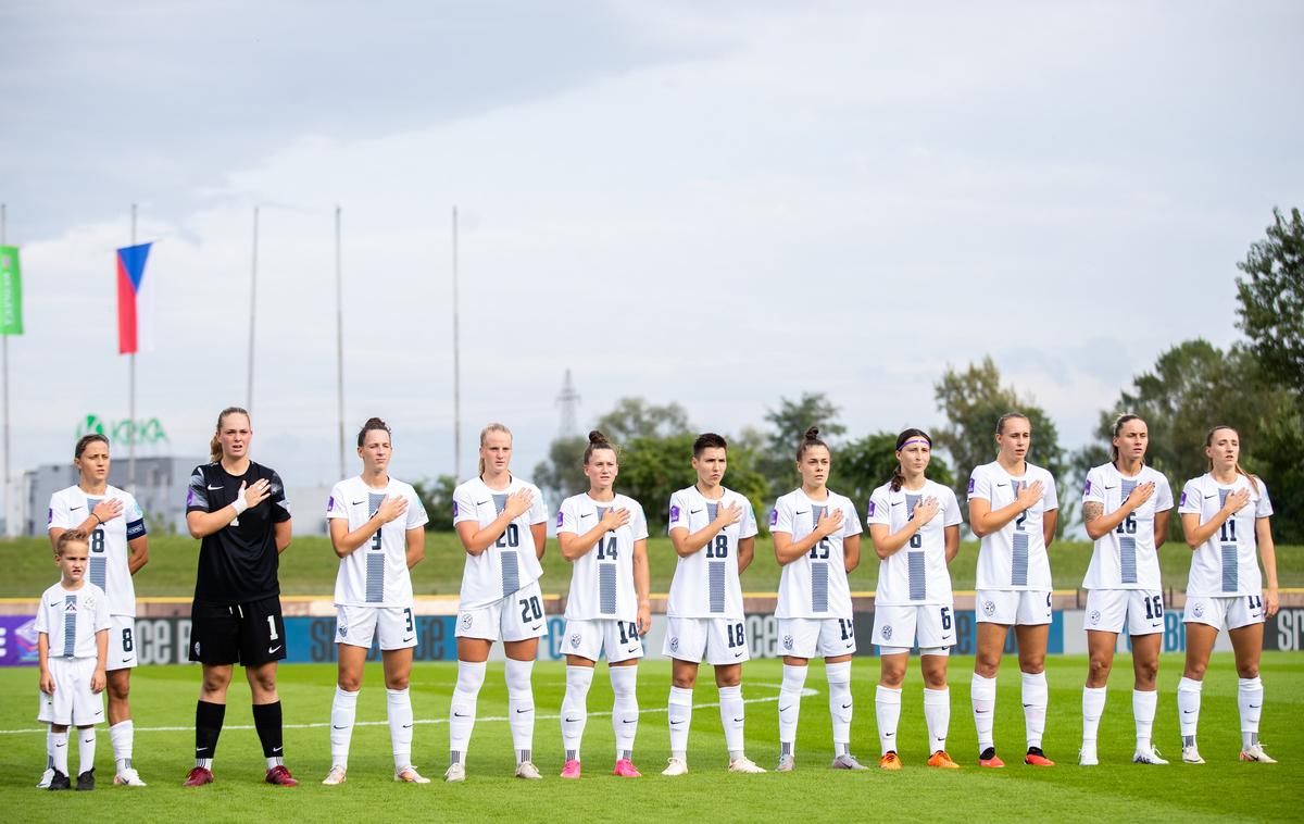 slovenska ženska nogometna reprezentanca | Slovenke najprej čaka obračun z Avstrijo. | Foto www.alesfevzer.com