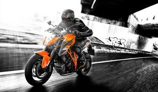 KTM superduke 1290 - radikalen motocikel, ki zna ugrizniti