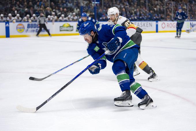 Conor Garland je dosegel odločilni gol za zmago Vancouver Canucks. | Foto: Reuters