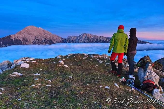 Mali Grintovec - pogled proti Krvavcu in Kalškem grebenu. | Foto: Arhiv Pie Peršič