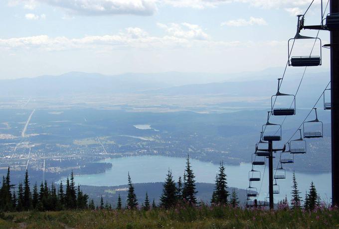 Turistično mestece Whitefish leži ob istoimenskem jezeru na zahodu Montane. Če je tukaj, Spencer prebiva v materini hiši ali v pa stanovanju, ki je prav tako v lasti njegove mame.  | Foto: Guliverimage/Vladimir Fedorenko