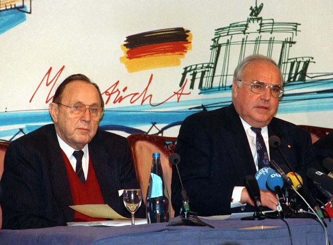 Nemški kancler Helmut Kohl (desno) in njegov zunanji minister Hans-Dietrich Genscher sta bila zaveznika Slovenije. Nemčija je bila znotraj Evropske skupnosti glavna zagovornica mednarodnega priznanja Slovenije. | Foto: Guliverimage/Vladimir Fedorenko